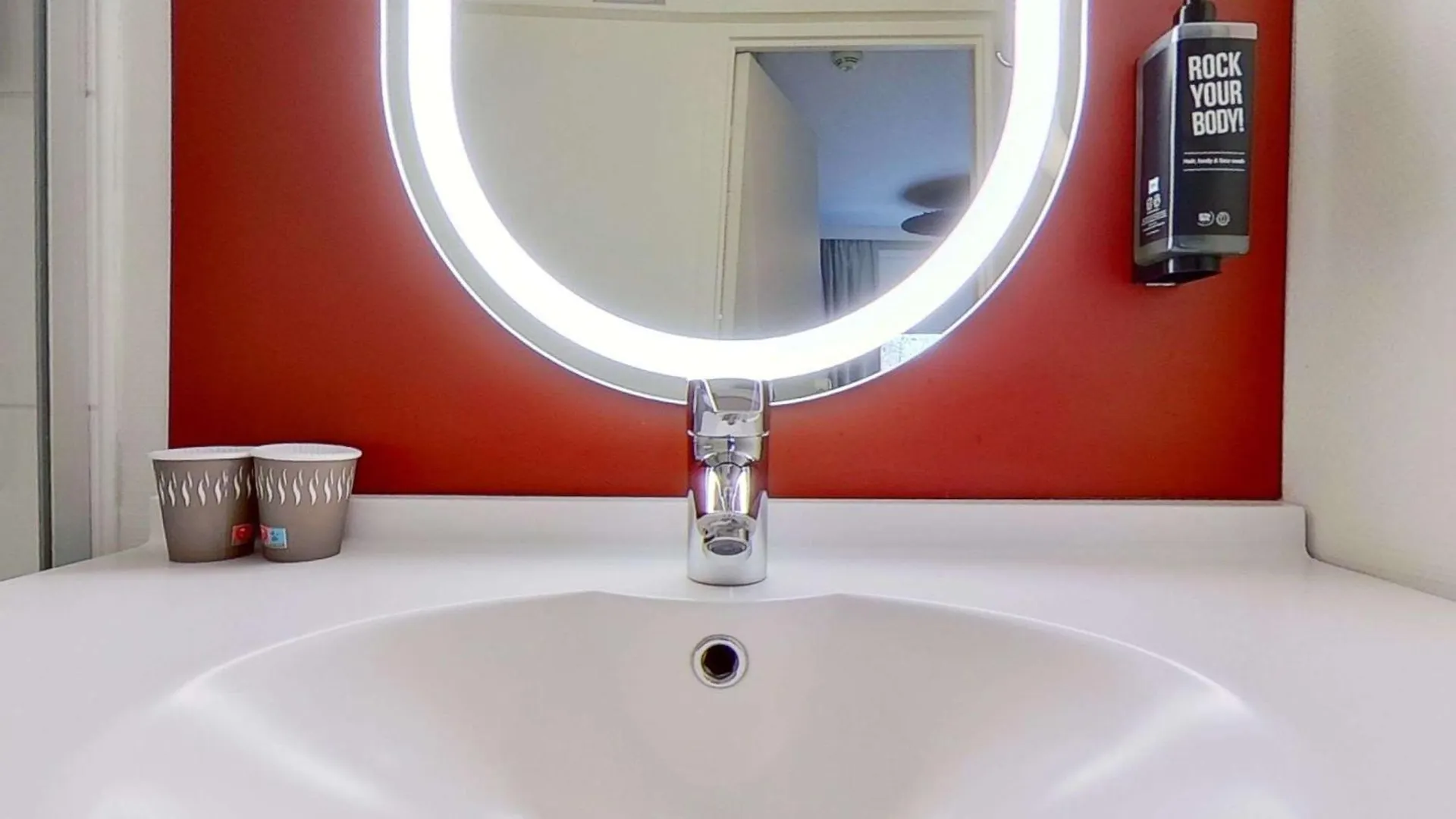 Ibis Brancion Parc Des Expositions 15eme Hotel 3*