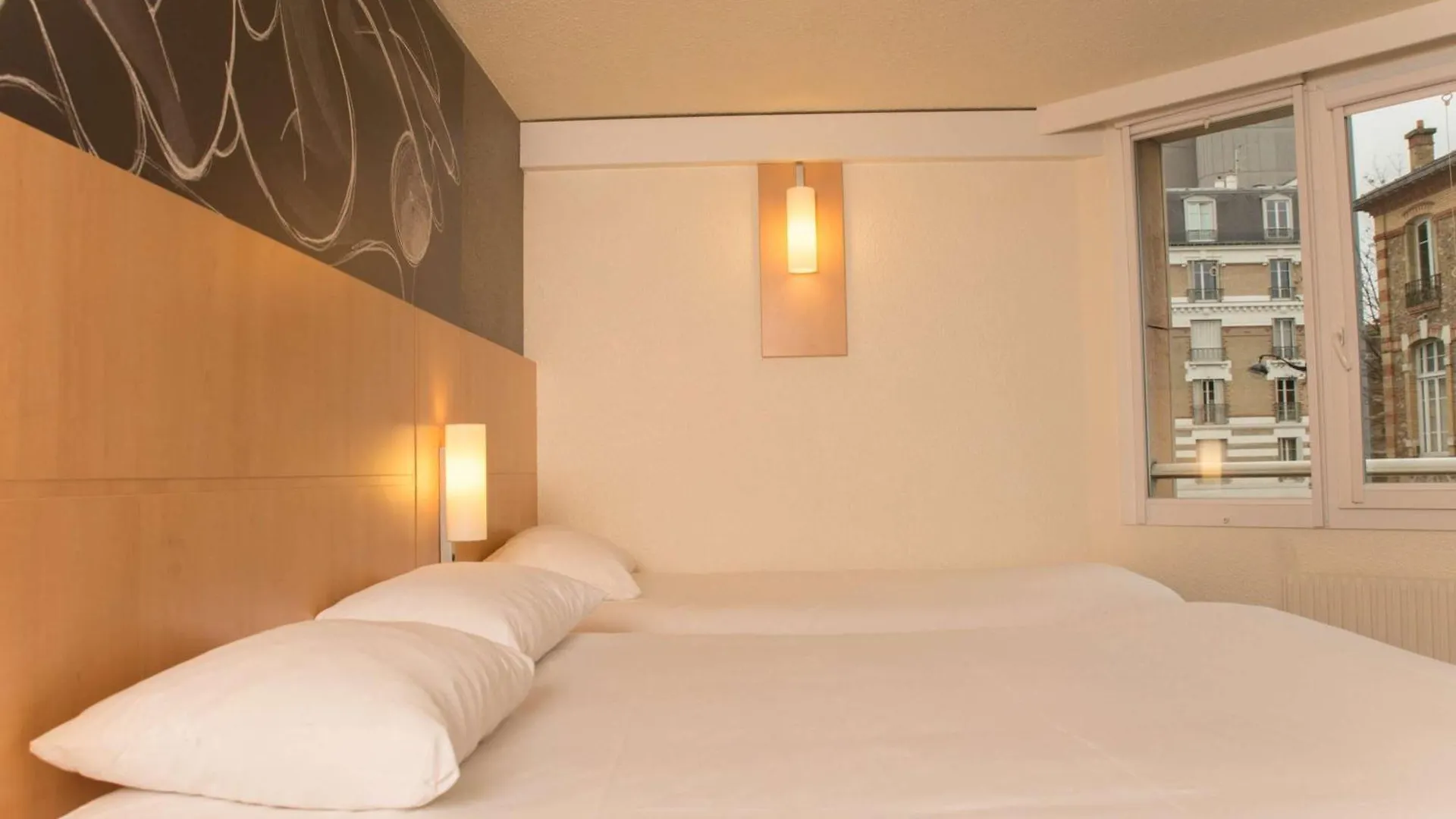 Ibis Brancion Parc Des Expositions 15eme 3*